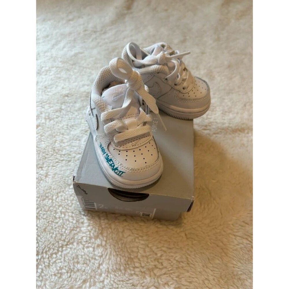 Nike Air force Ones 2C Baby White